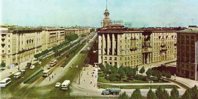 Сталинский стиль и застройка Московского проспекта